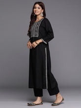 Load image into Gallery viewer, Indo Era Black Embroidered Straight Kurtas