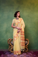 Load image into Gallery viewer, Banana Yellow Handwoven Cotton Silk Saree With Brocade Blouse