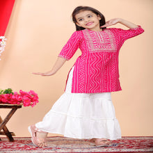 Load image into Gallery viewer, Pink Bandhani Print Sharara With Sequence Embroidery